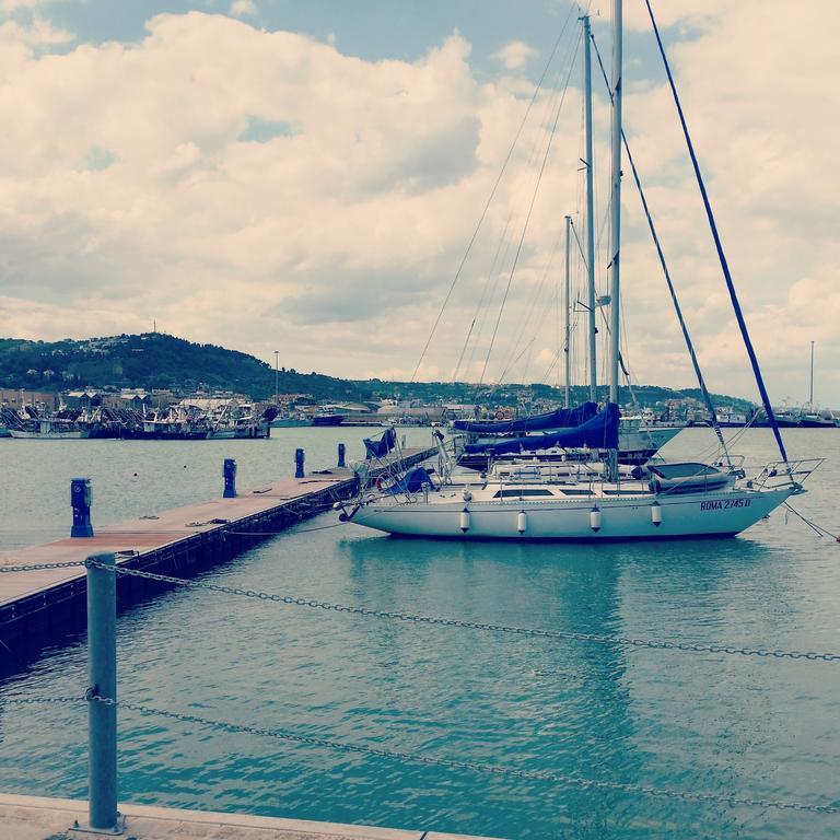 Relais Concorde Aparthotel Grottammare Bagian luar foto
