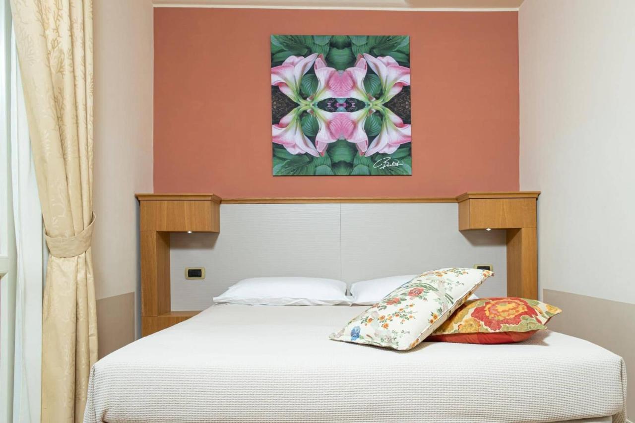 Relais Concorde Aparthotel Grottammare Bagian luar foto