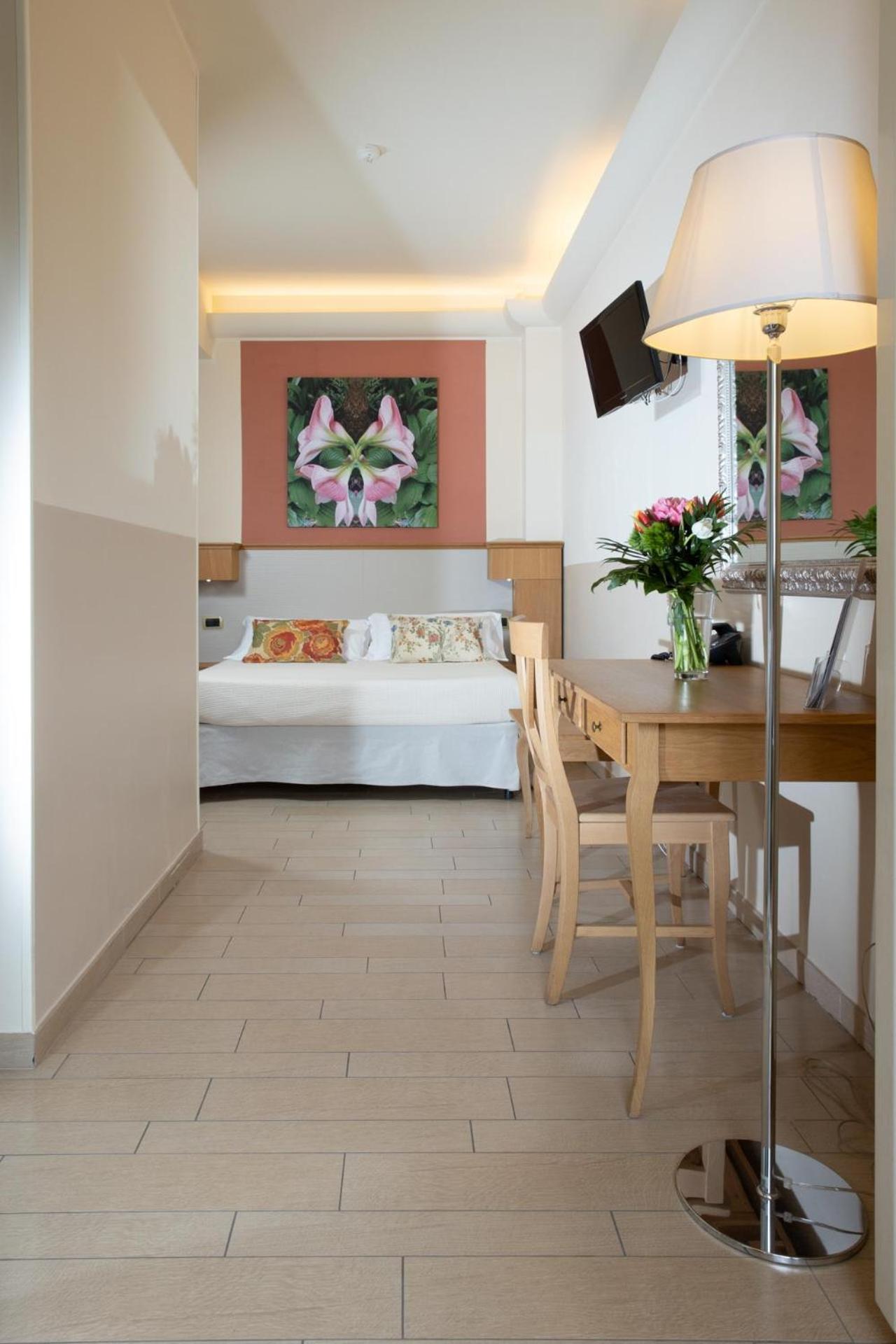 Relais Concorde Aparthotel Grottammare Bagian luar foto