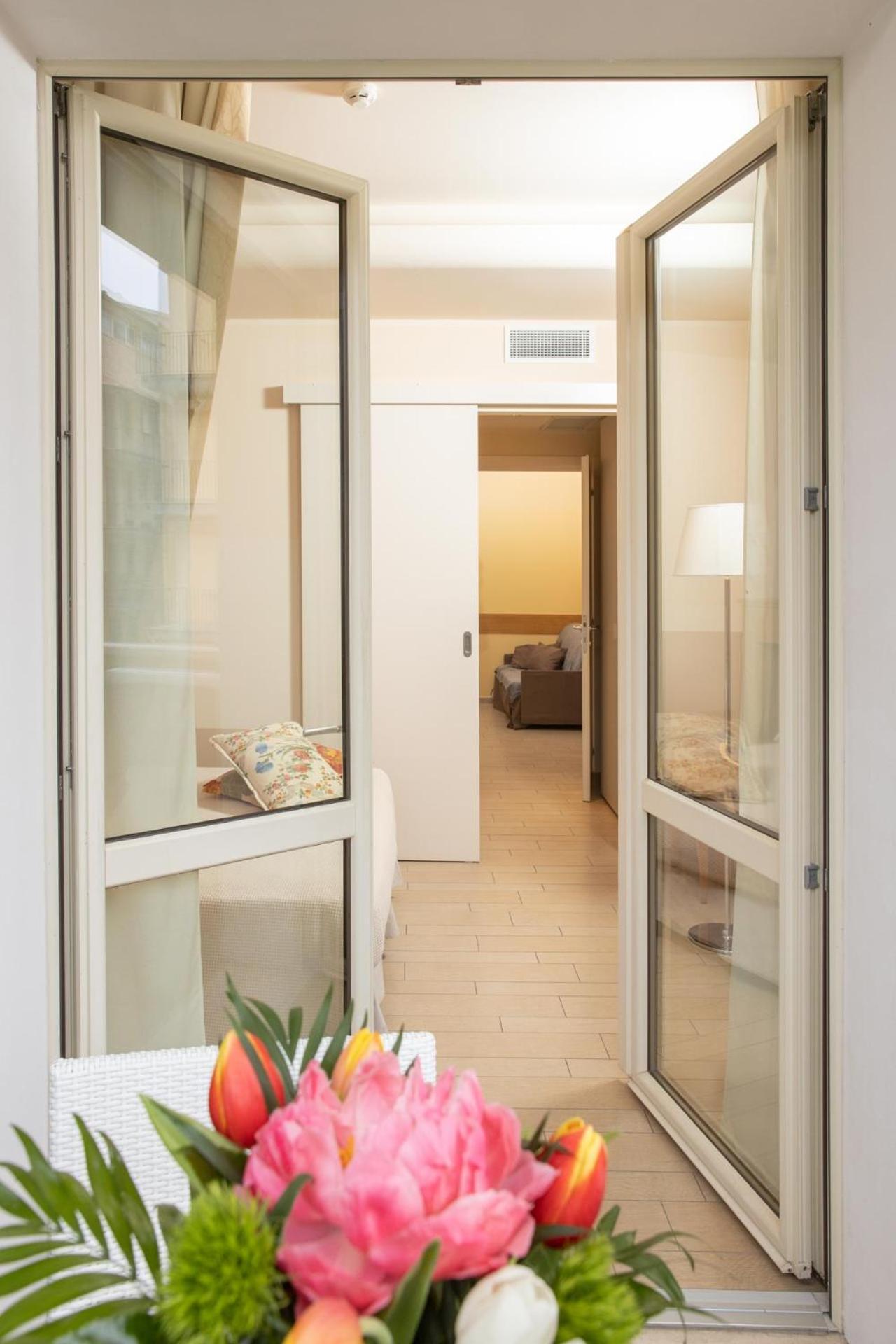 Relais Concorde Aparthotel Grottammare Bagian luar foto