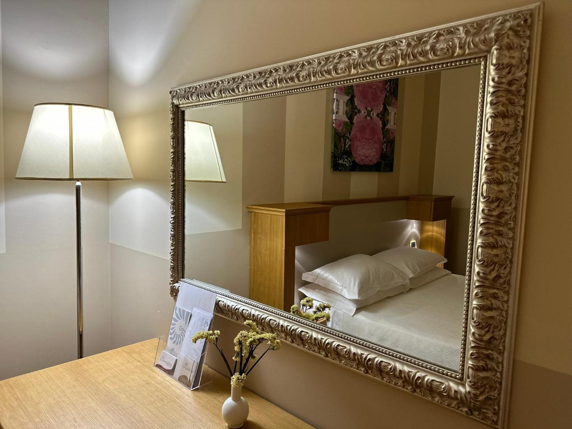 Relais Concorde Aparthotel Grottammare Bagian luar foto